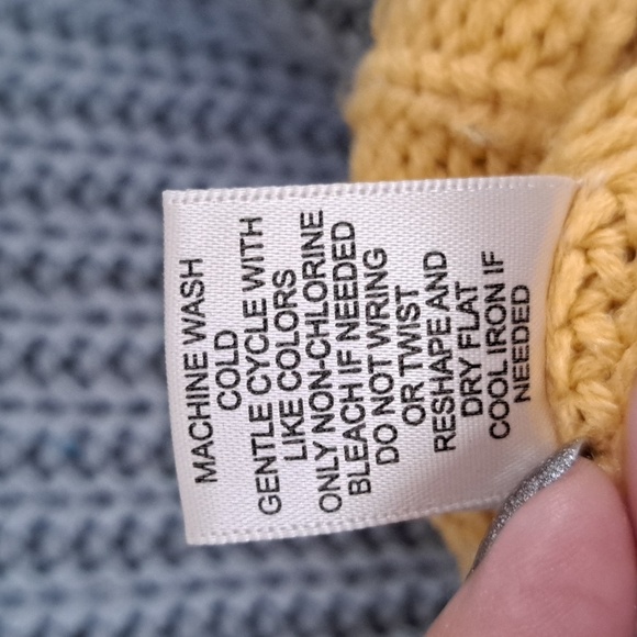 Sincerely Jules Colorblock Sweater - White, Blue, Mustard Size Large - Picture 6 of 7